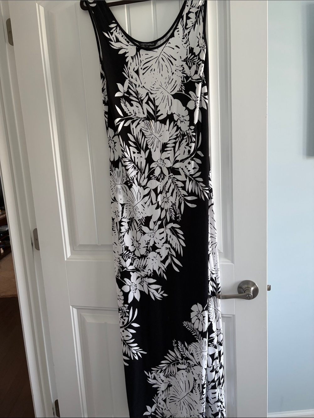 Mario Serrani Black and White Floral Maxi Skirt
